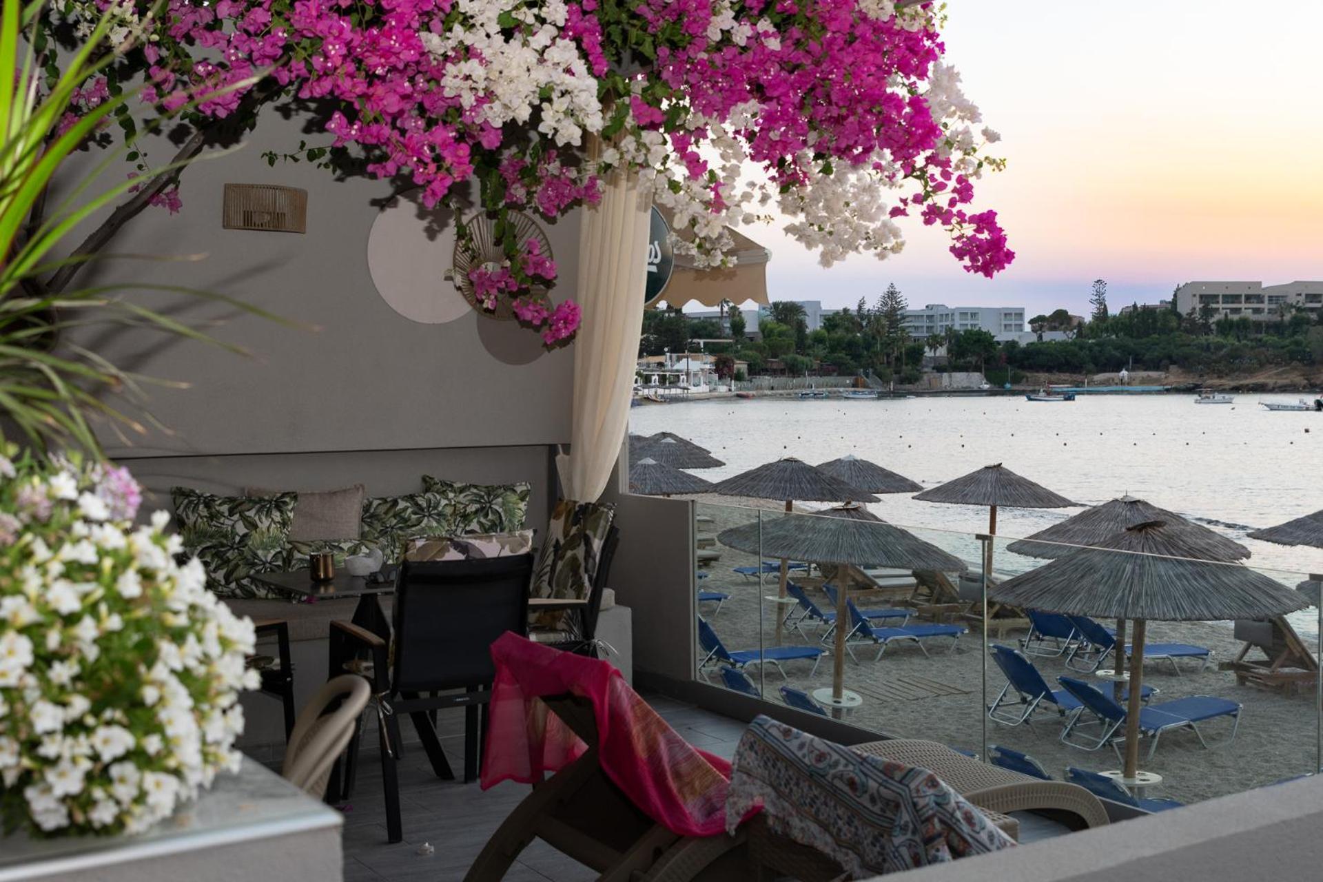 Buganvilla-Sea Front Villas Agia Pelagia  Extérieur photo