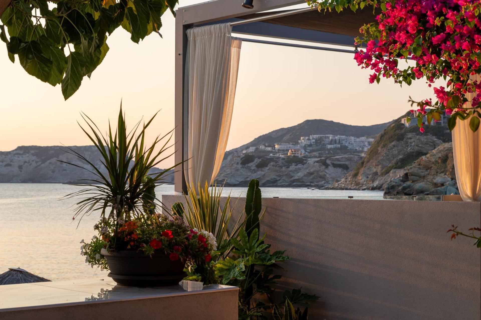 Buganvilla-Sea Front Villas Agia Pelagia  Extérieur photo